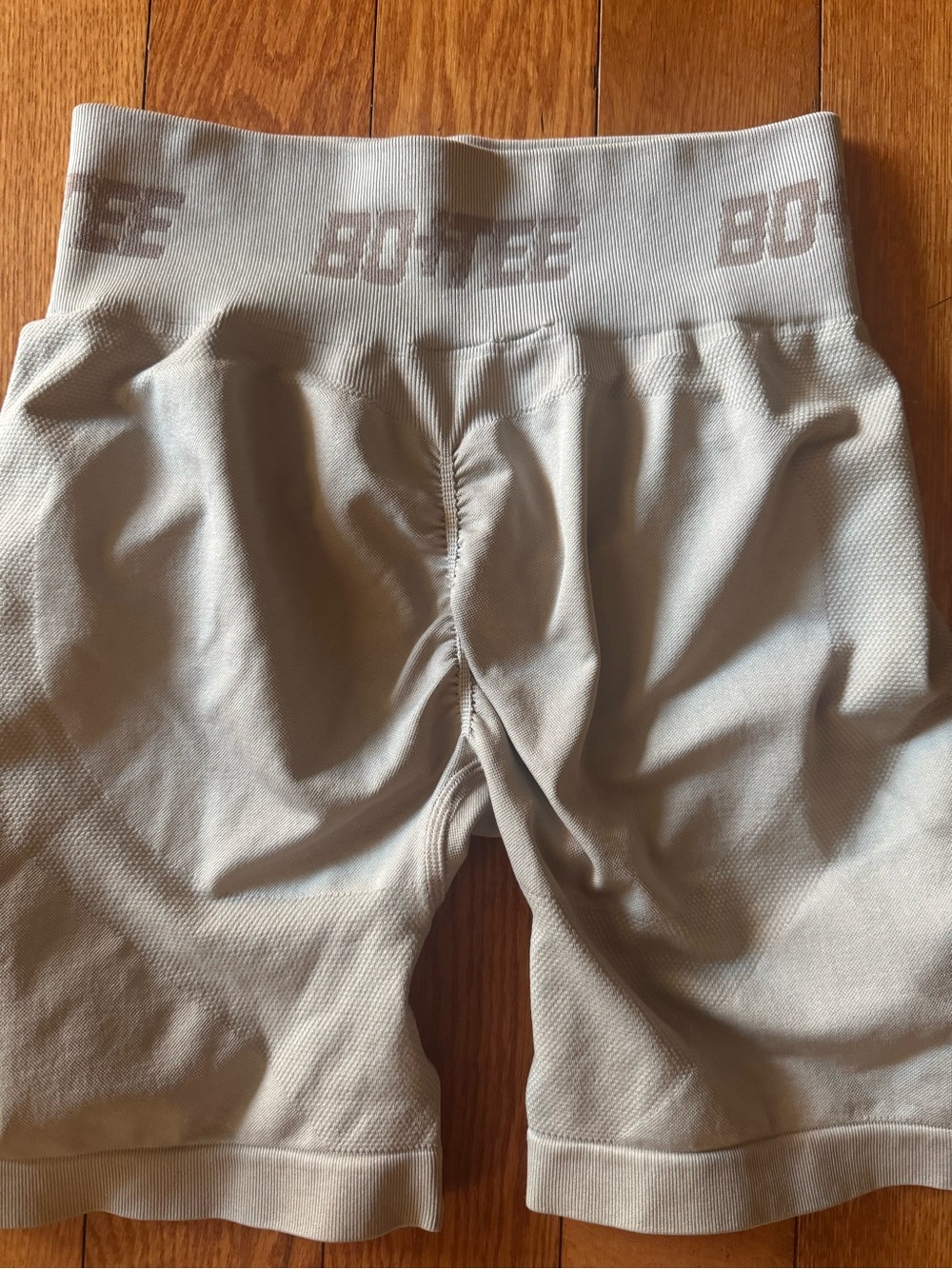 Bo + Tee Define High Rise Biker Shorts Size Small NWOT